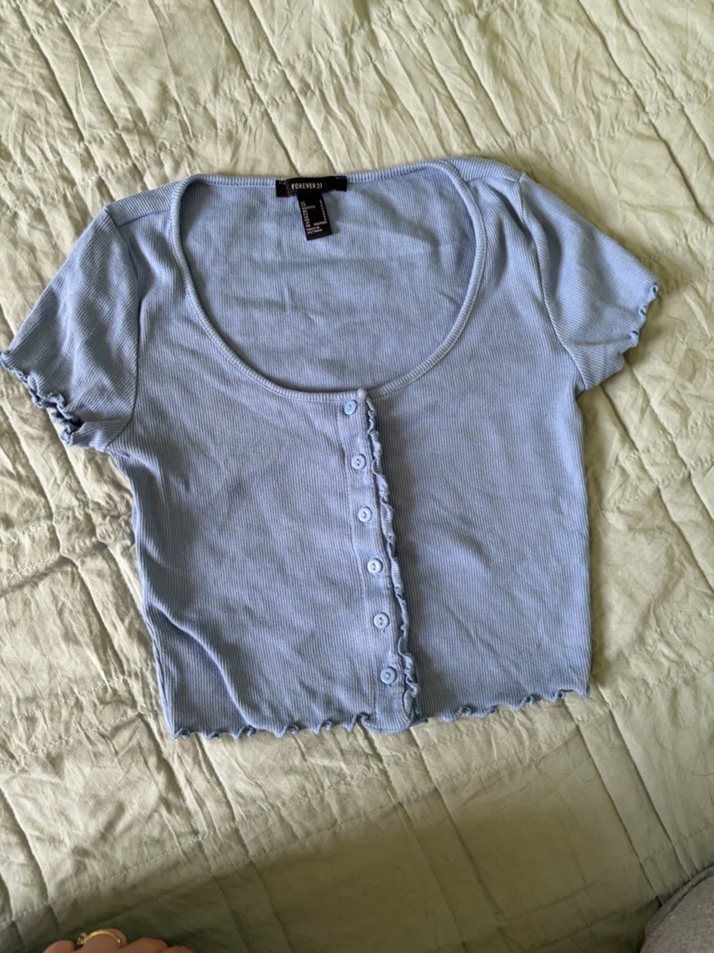 Forever 21 Baby Blue Ribbed Button-Front Lettuce-Edge Crop Top